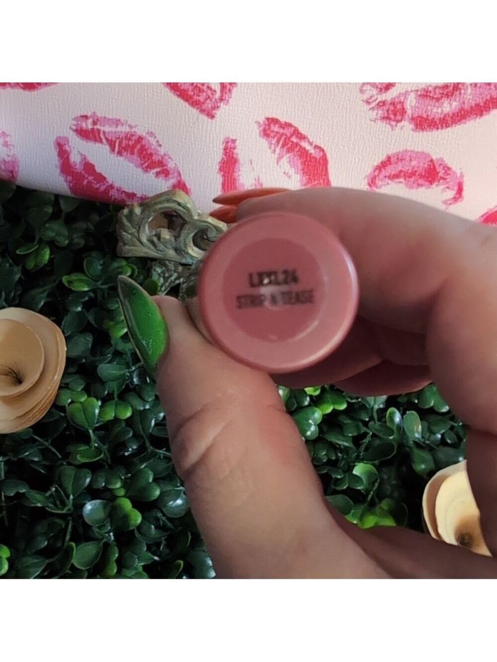Lippy Lip Makeup Lot - Picture 10 of 16